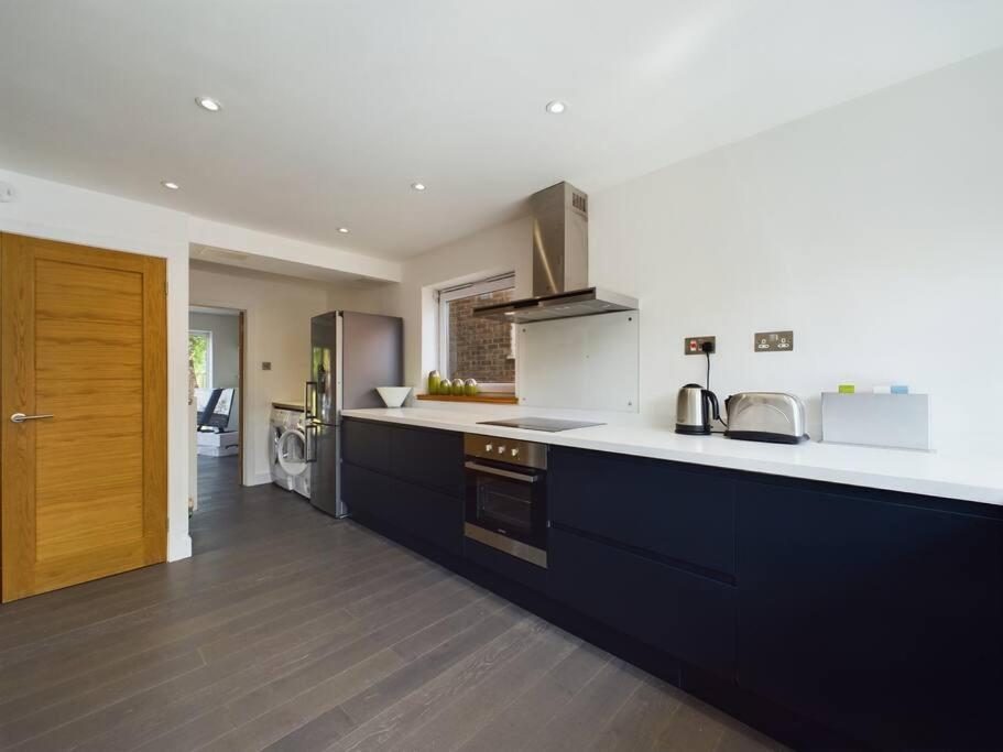 Stylish Cotswold Parking Peaceful Garden Villa Winchcombe Exteriör bild