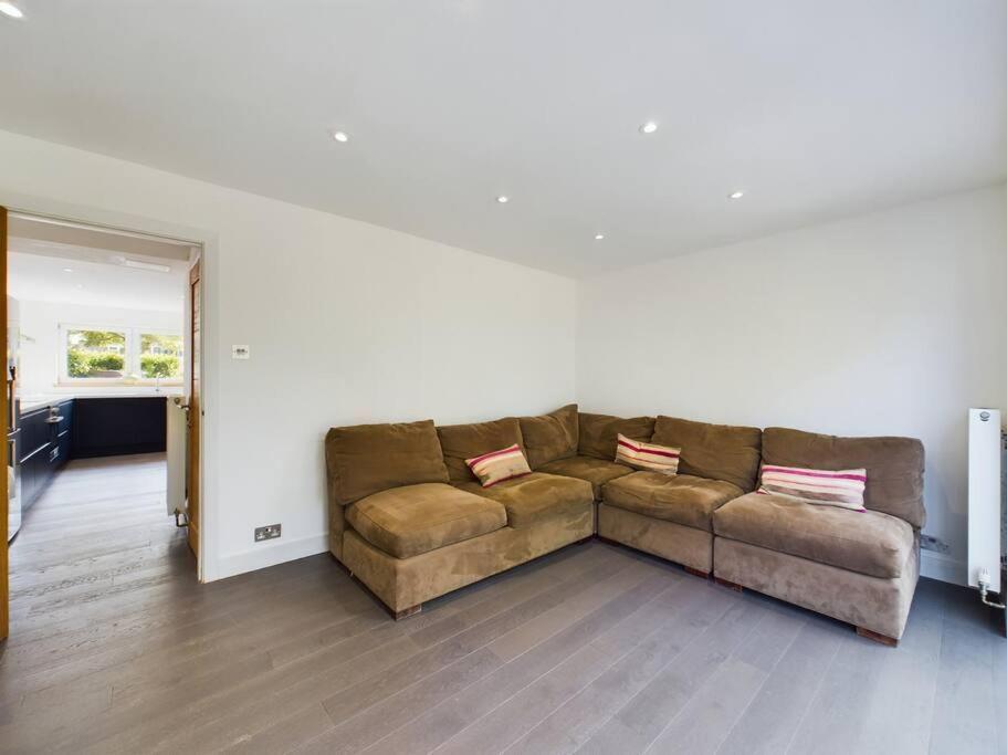 Stylish Cotswold Parking Peaceful Garden Villa Winchcombe Exteriör bild